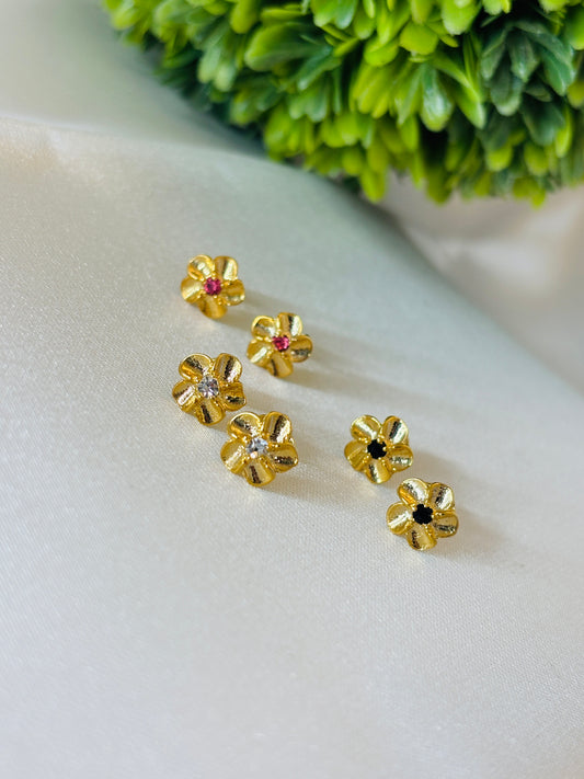 F L O W E R S Earrings Stud- GRETA